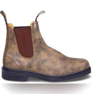 Chisel toe Blundstones Australian size 9